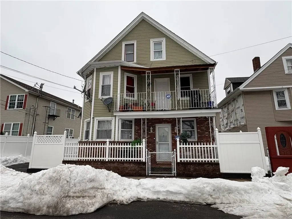 193 Clarence Street Providence RI 02909