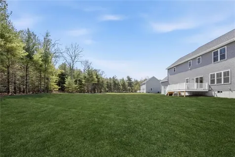 33 Cassidy Trail Coventry RI 02816