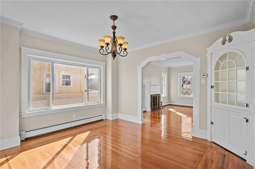 153 Ferncrest Avenue Cranston RI 02905