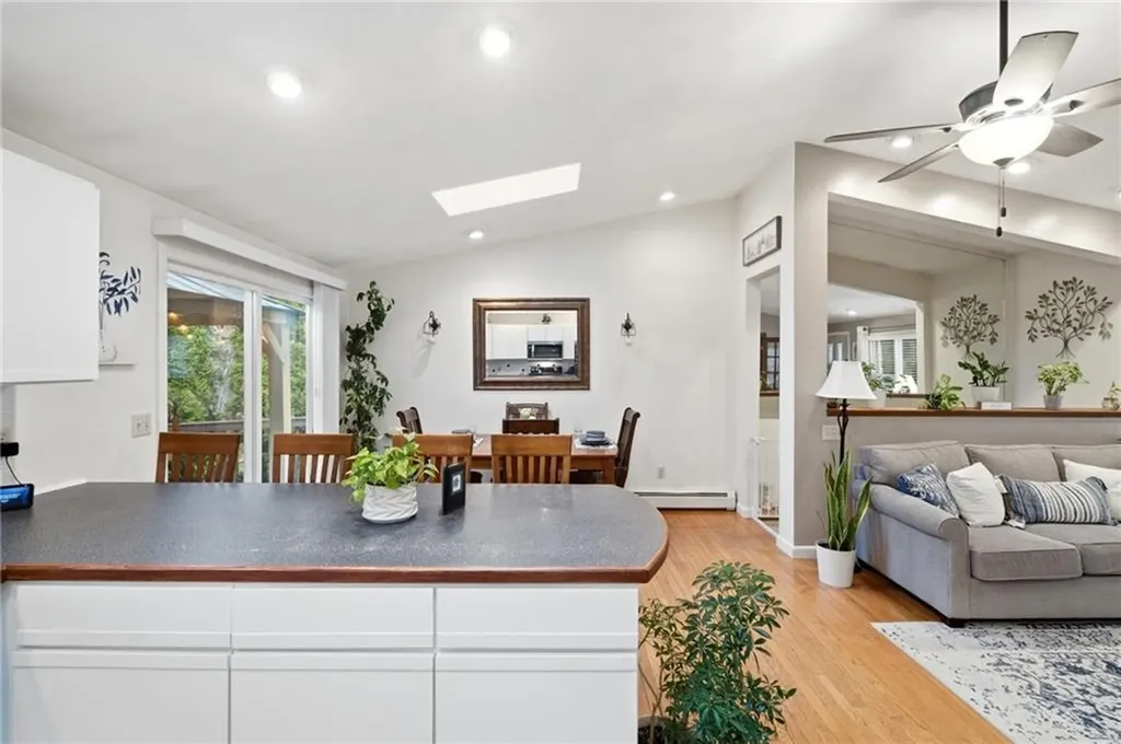 4 Melrose Drive Coventry RI 02816