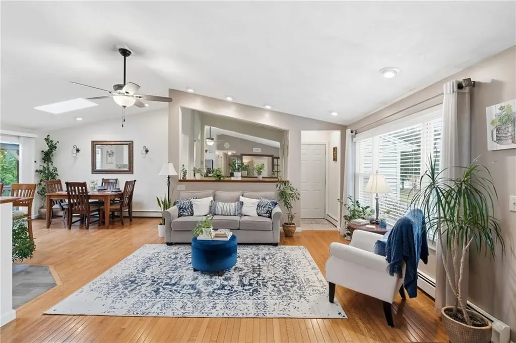 4 Melrose Drive Coventry RI 02816