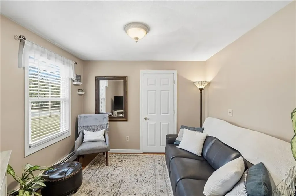4 Melrose Drive Coventry RI 02816