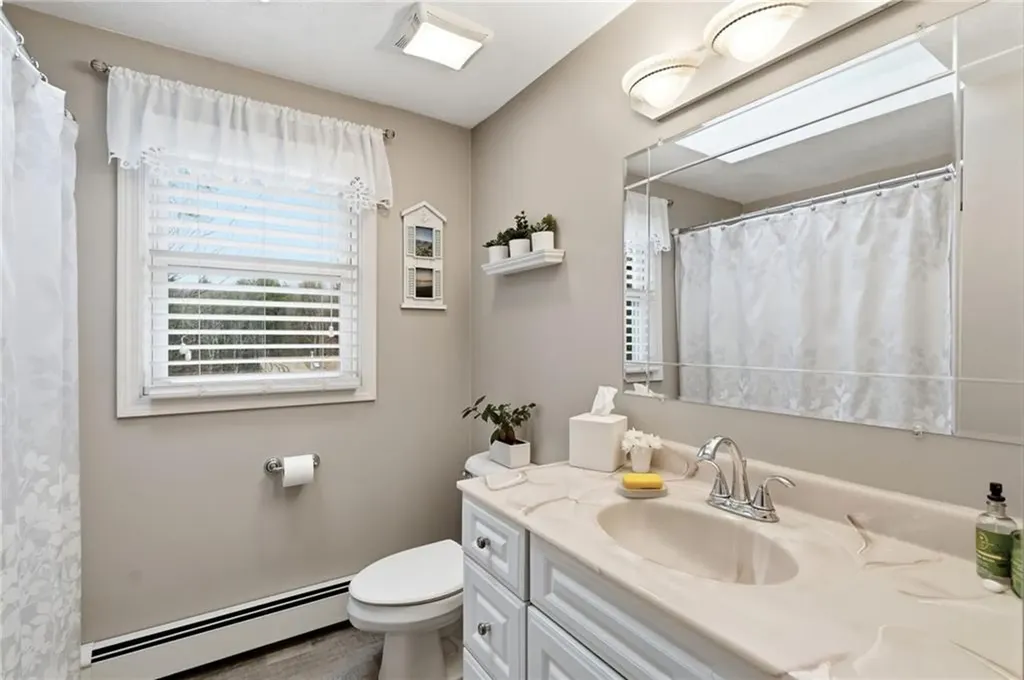 4 Melrose Drive Coventry RI 02816