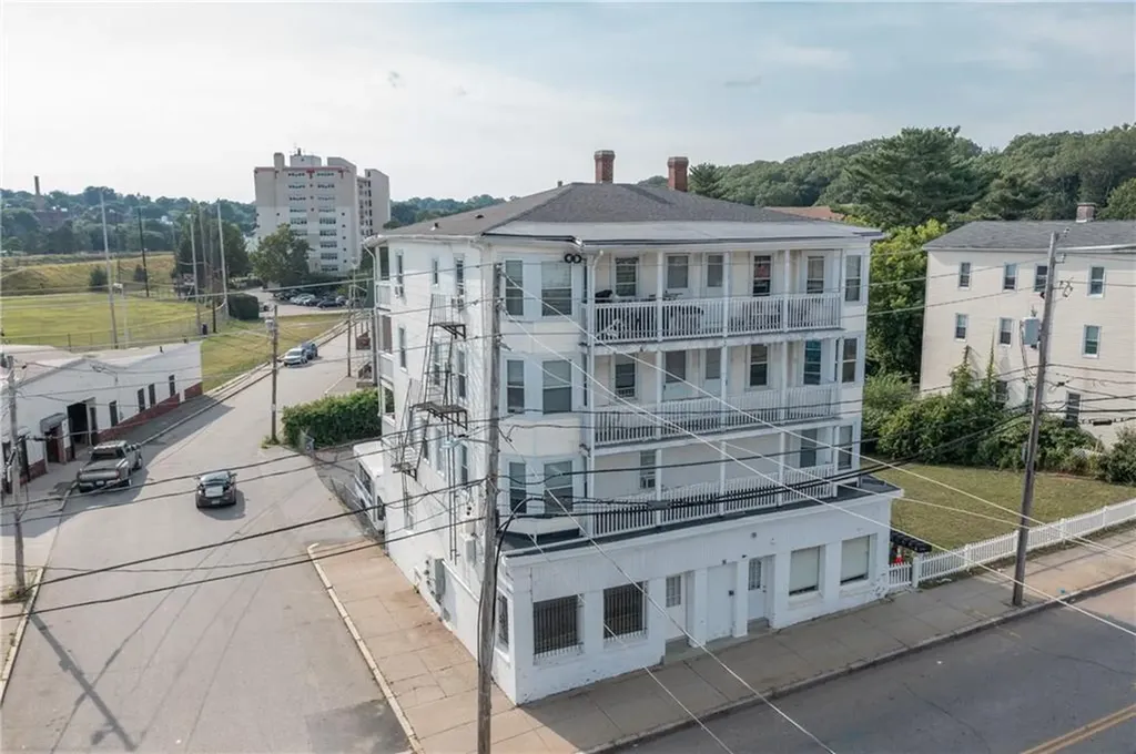 60 Rathbun Street Woonsocket RI 02895