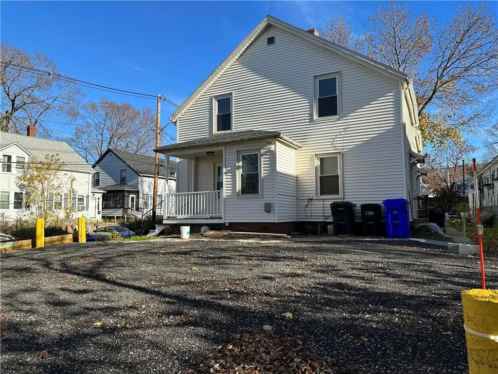1 2-4 Greystone Avenue North Providence RI 02911