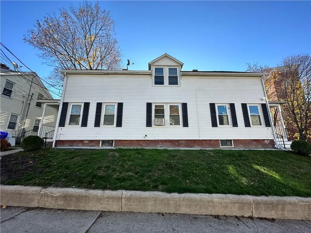 1 2-4 Greystone Avenue North Providence RI 02911