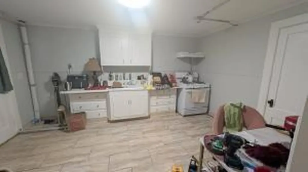 1 2-4 Greystone Avenue North Providence RI 02911