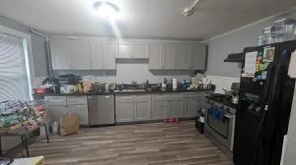 1 2-4 Greystone Avenue North Providence RI 02911