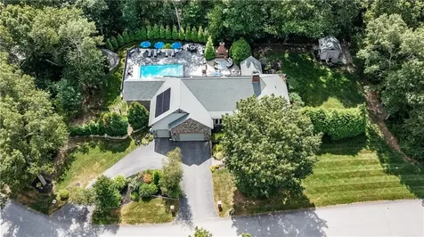 1 Victoria Drive Smithfield RI 02917