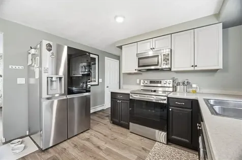 131 New River Road Lincoln RI 02838
