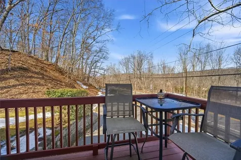 131 New River Road Lincoln RI 02838