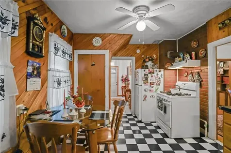 172 Ivy Street East Providence RI 02914