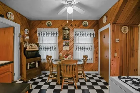 172 Ivy Street East Providence RI 02914