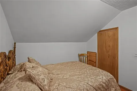 172 Ivy Street East Providence RI 02914