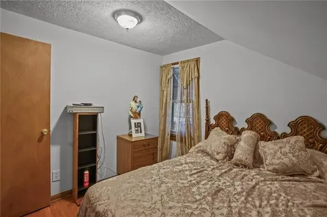 172 Ivy Street East Providence RI 02914