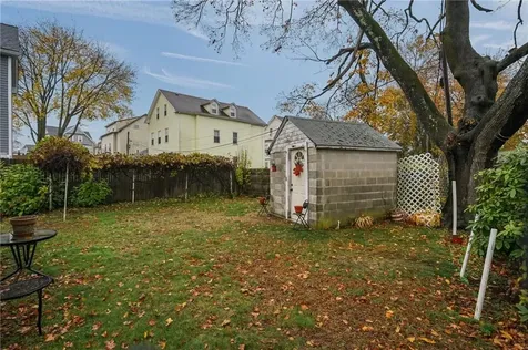 172 Ivy Street East Providence RI 02914