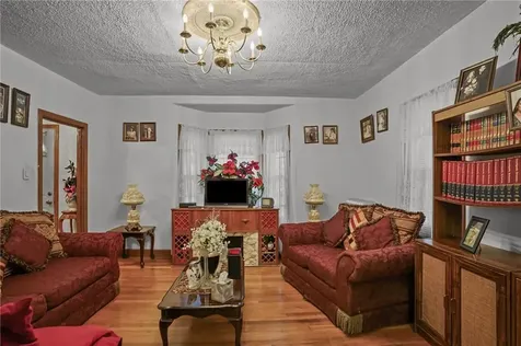 172 Ivy Street East Providence RI 02914