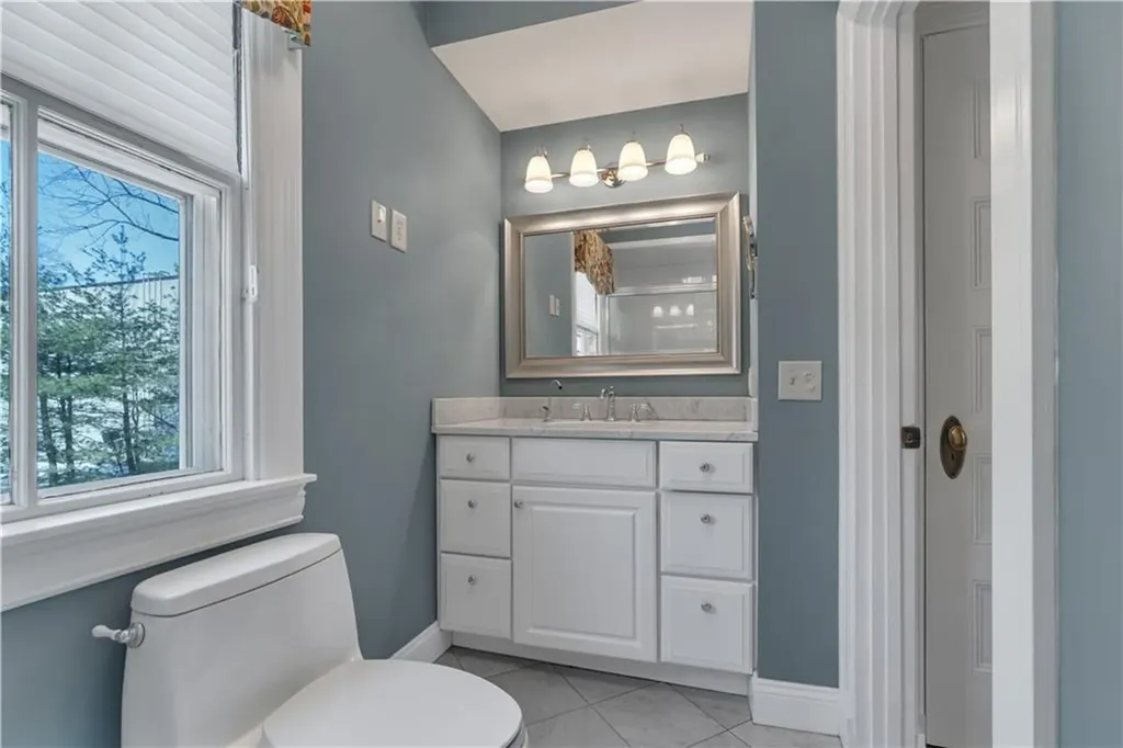 98 Butler Avenue Providence RI 02906