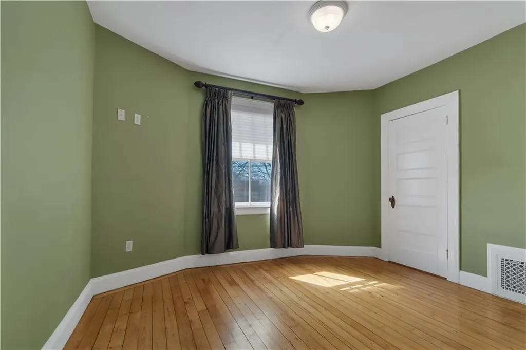 98 Butler Avenue Providence RI 02906