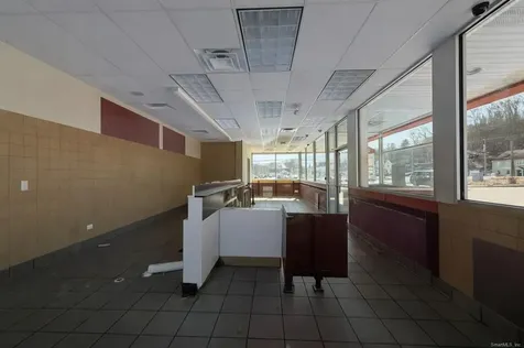 641 Route 32 Montville CT 06382