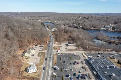 641 Route 32 Montville CT 06382