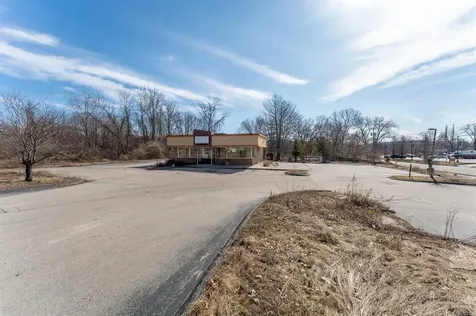 641 Route 32 Montville CT 06382