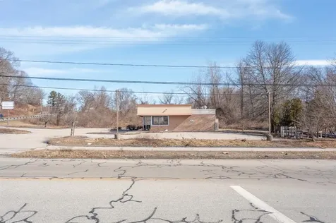 641 Route 32 Montville CT 06382