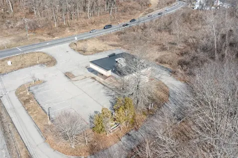 641 Route 32 Montville CT 06382