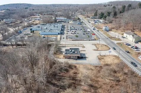 641 Route 32 Montville CT 06382