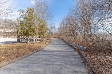 641 Route 32 Montville CT 06382