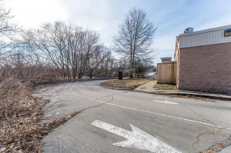 641 Route 32 Montville CT 06382