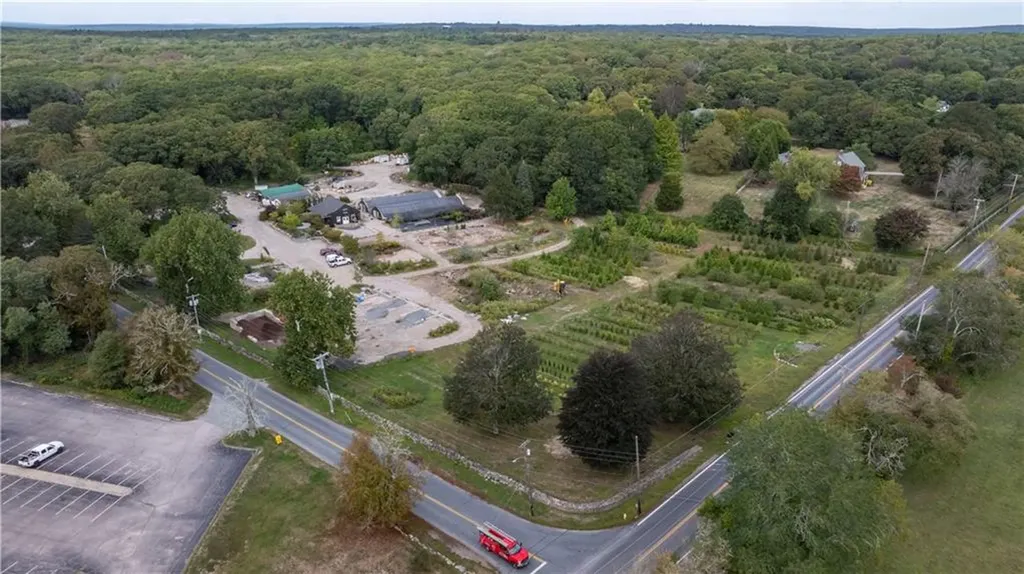 47 Tuckertown Road South Kingstown RI 02879