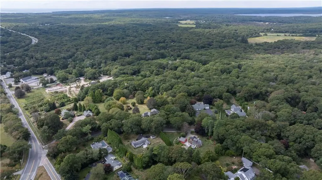 47 Tuckertown Road South Kingstown RI 02879