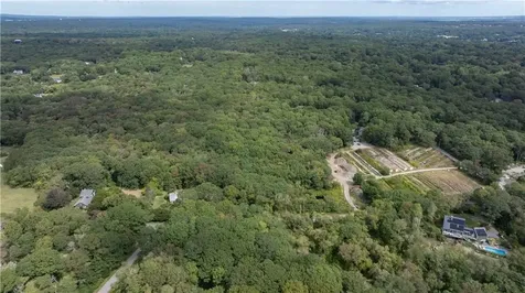 47 Tuckertown Road South Kingstown RI 02879