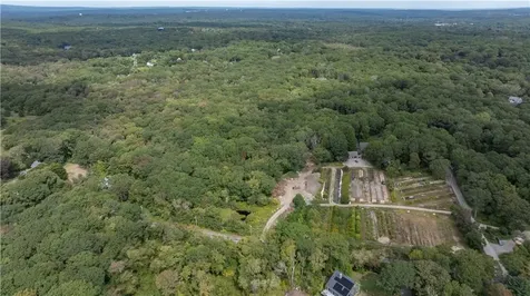 47 Tuckertown Road South Kingstown RI 02879