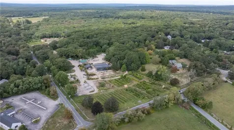 47 Tuckertown Road South Kingstown RI 02879