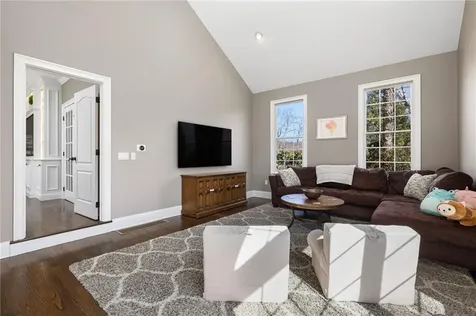 25 Hoyer Court East Greenwich RI 02818