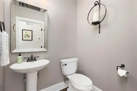 25 Hoyer Court East Greenwich RI 02818