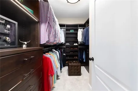 25 Hoyer Court East Greenwich RI 02818
