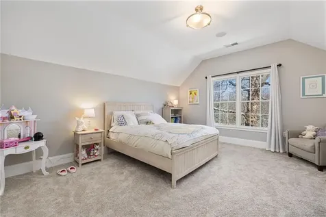 25 Hoyer Court East Greenwich RI 02818