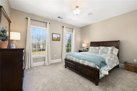 25 Hoyer Court East Greenwich RI 02818