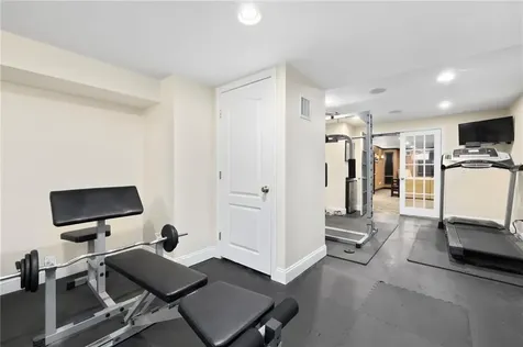 25 Hoyer Court East Greenwich RI 02818