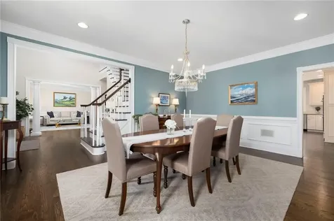 25 Hoyer Court East Greenwich RI 02818