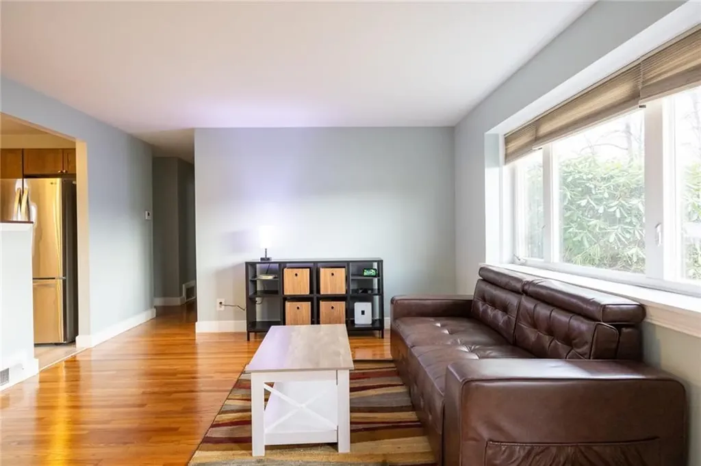 11 Salem Drive North Providence RI 02904