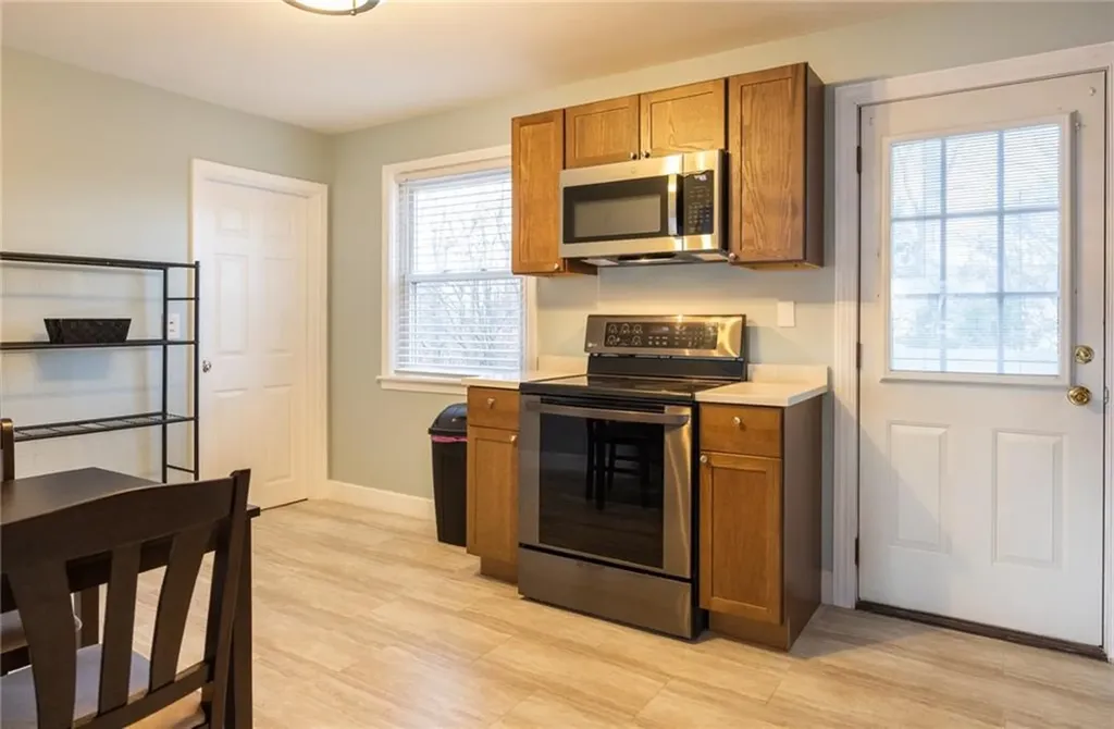 11 Salem Drive North Providence RI 02904