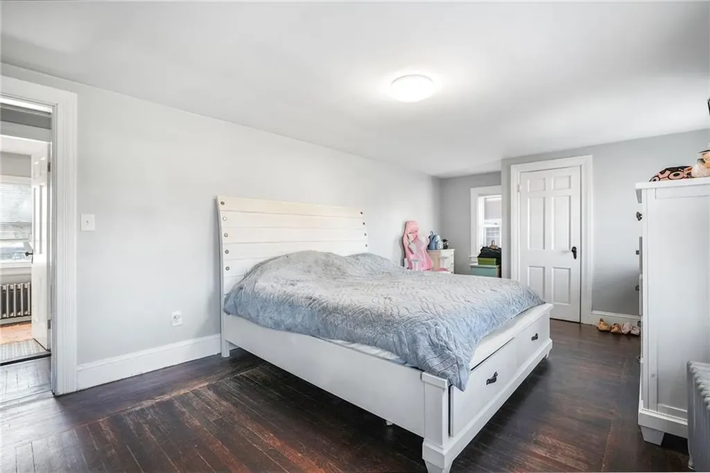 652 Main Avenue Warwick RI 02886