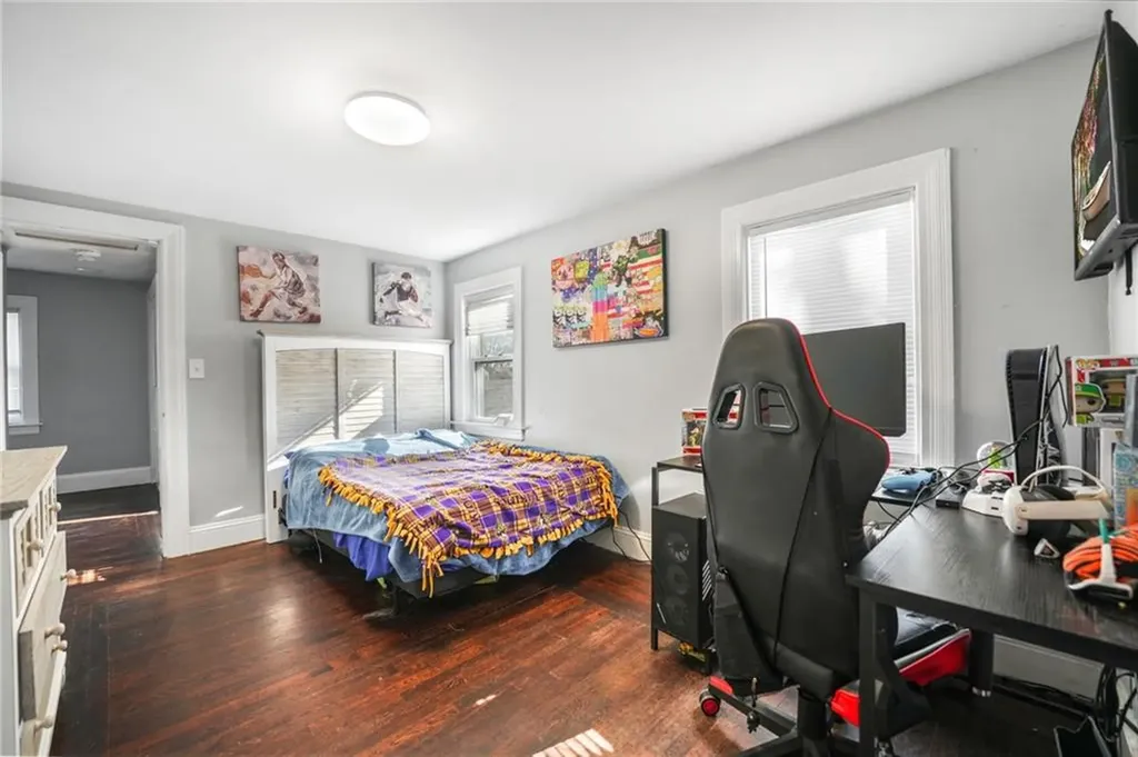 652 Main Avenue Warwick RI 02886