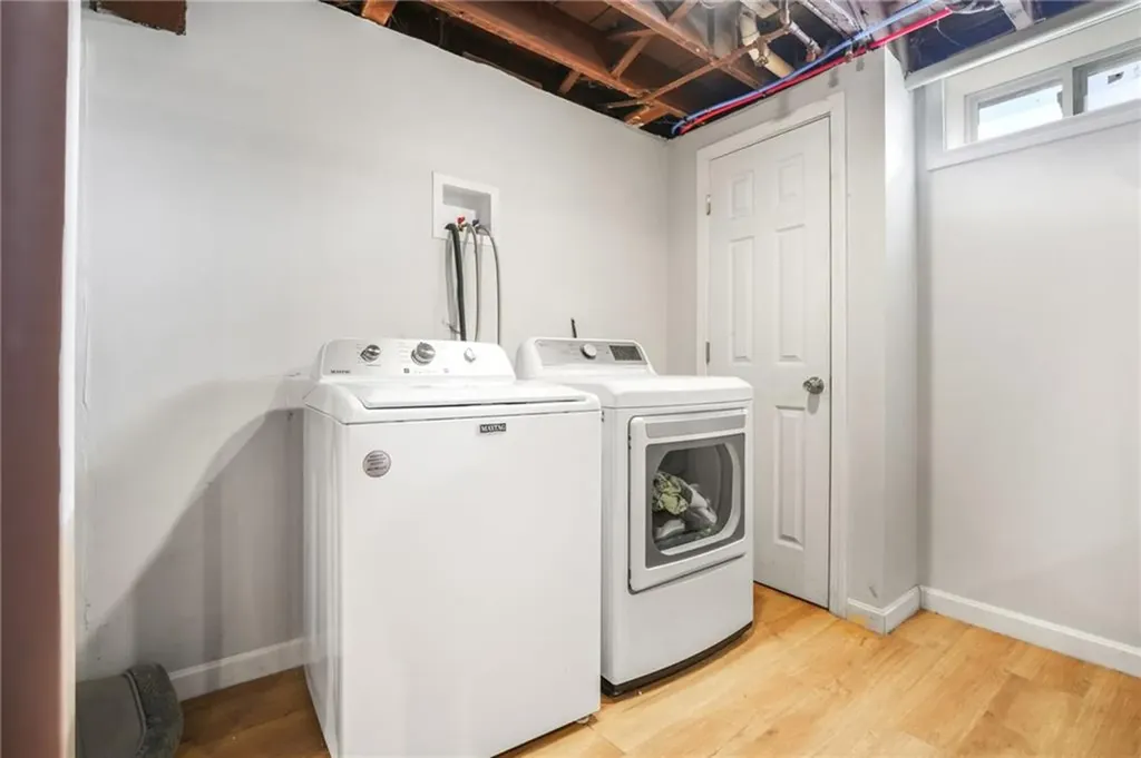 652 Main Avenue Warwick RI 02886