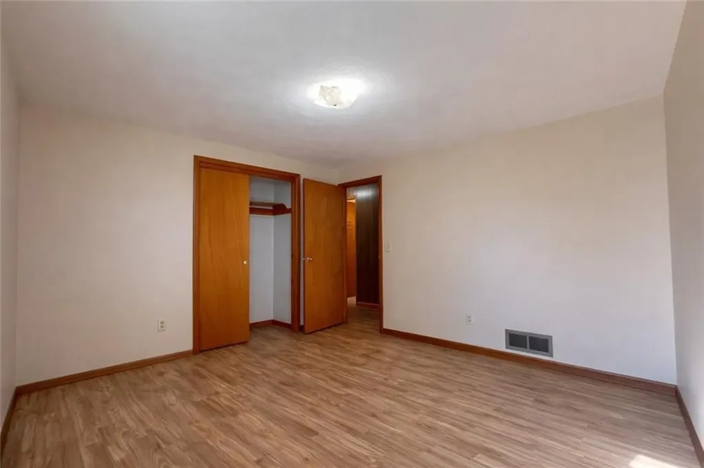 87 Pinehurst Avenue Providence RI 02908