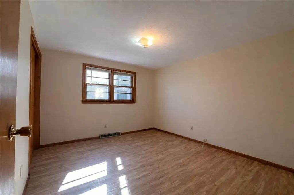 87 Pinehurst Avenue Providence RI 02908